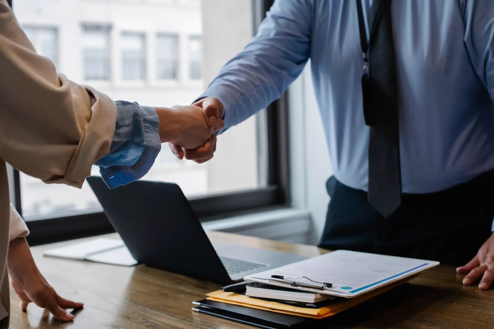 OUTSOURCING : RECRUTEMENT ET GESTION DE MAIN-DŒUVRE